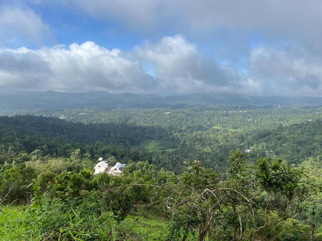 Munnar Alkaline Villa Exterior photo