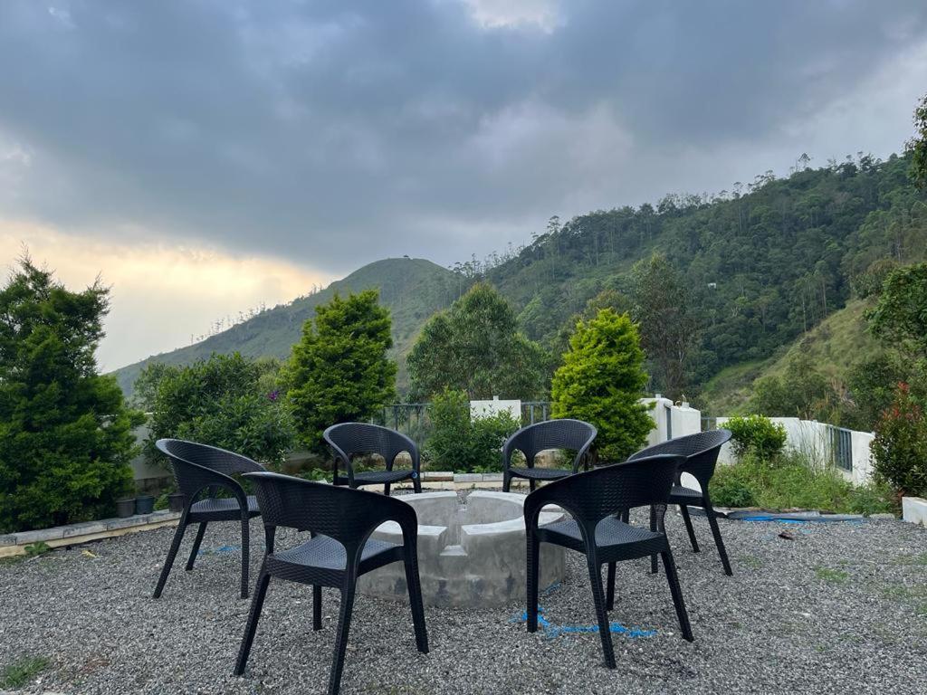 Munnar Alkaline Villa Exterior photo
